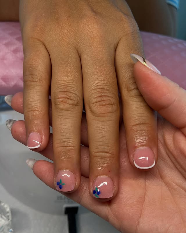 Fresh Design: Yellow and Blue Nail Art
